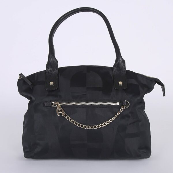 Louis Vuitton - Image 5