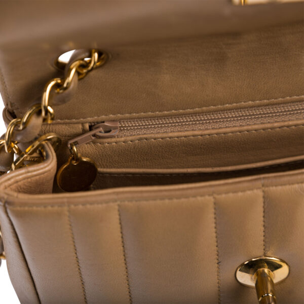 Chanel Timeless Shoulder Bag - Image 7