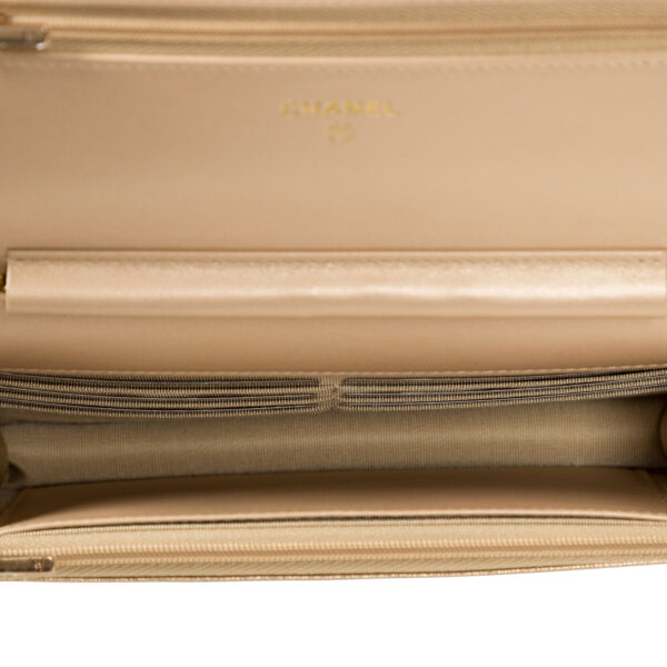 Chanel Wallet on Chain - Image 6
