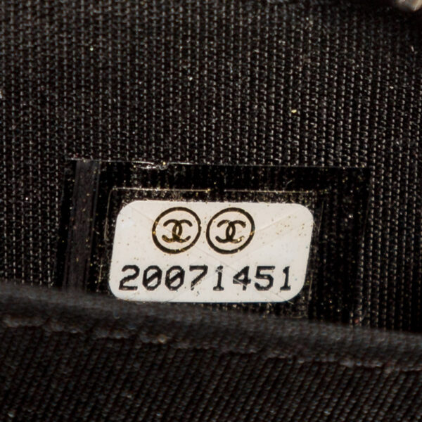 Chanel Zipped Coin Purse - Image 8