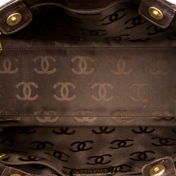 Chanel Vintage Quilted Shopping Tote - Image 8