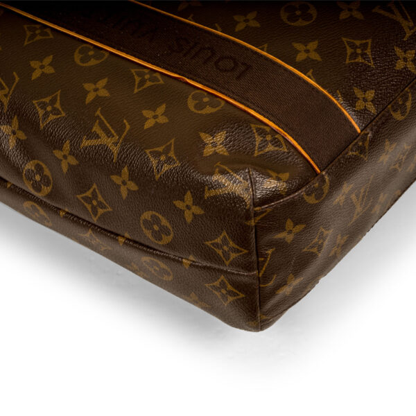 Louis Vuitton Cabas Beaubourg Tote - Monogram Canvas - Image 6
