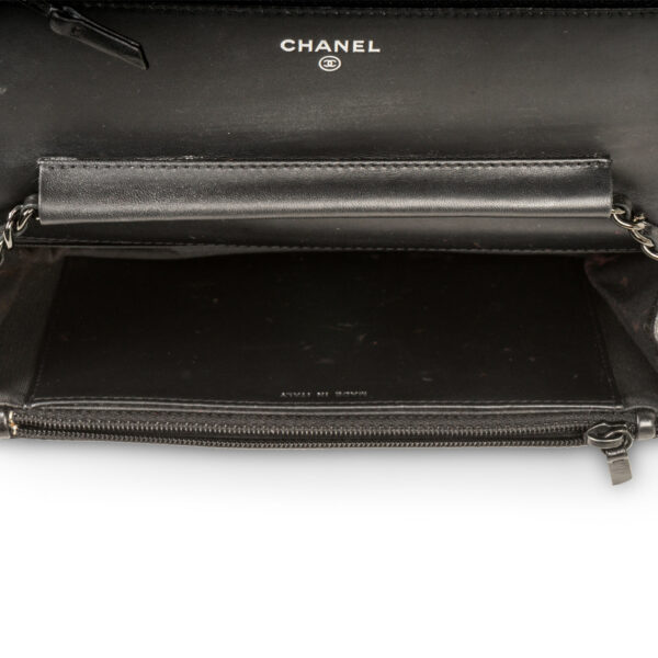 Chanel Wallet on Chain - Image 6