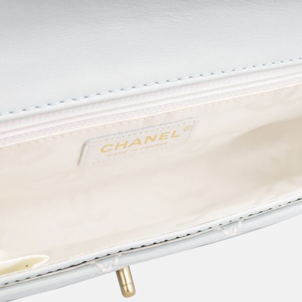 Chanel Timeless Stitch Shoulder Bag - Image 4