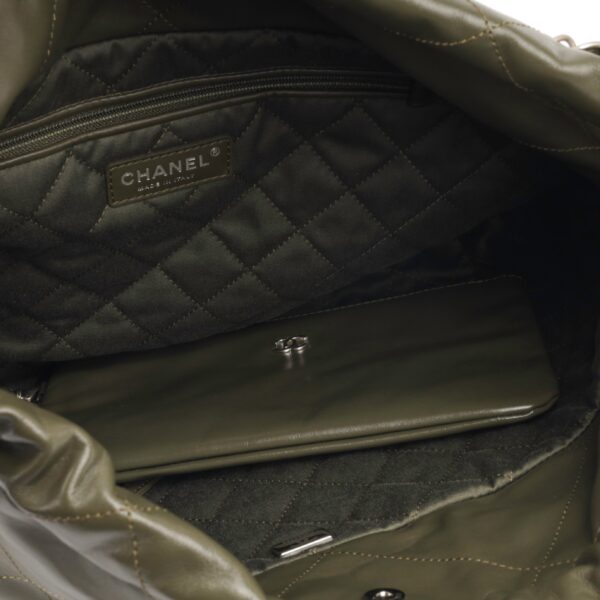 Chanel 22 Tote Bag - Image 3