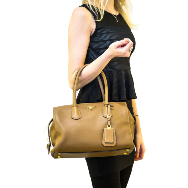 Prada Vitello Grain - Image 5