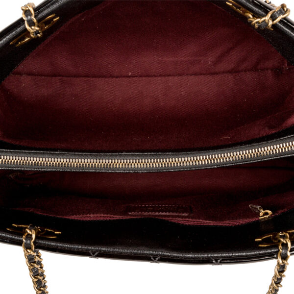 Chanel Timeless Patent Shoulder Bag - Image 6