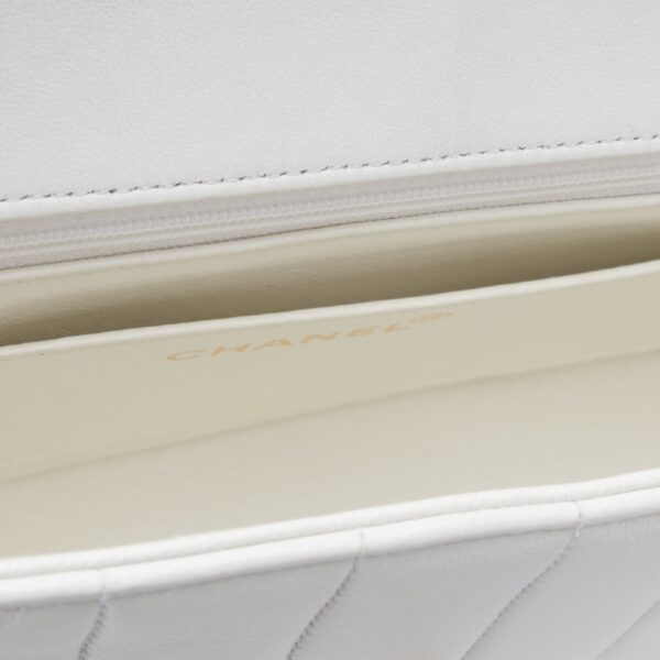 Chanel Vertical Flap Bag - Vintage - Image 4