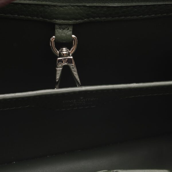 Louis Vuitton Capucines BB - Image 4