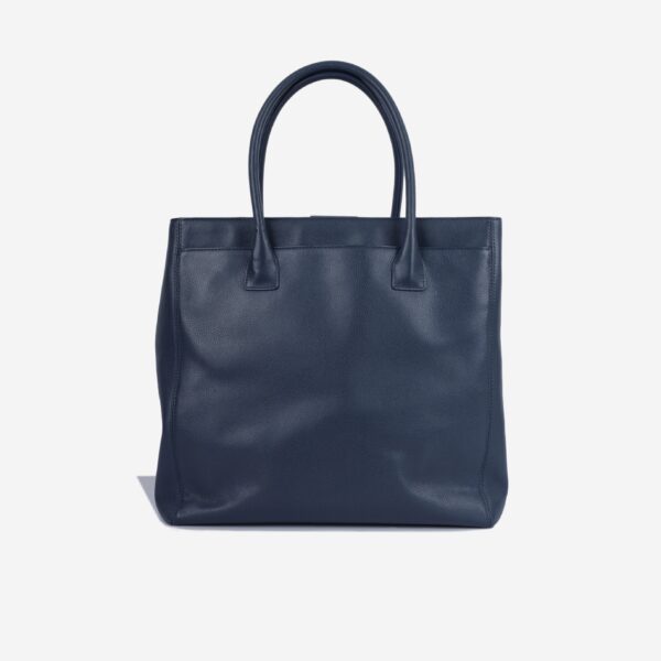 Chanel Vertical Cerf Tote - Image 4