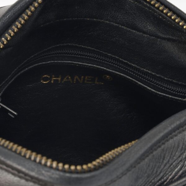 Chanel Vintage Camera Bag - Image 4
